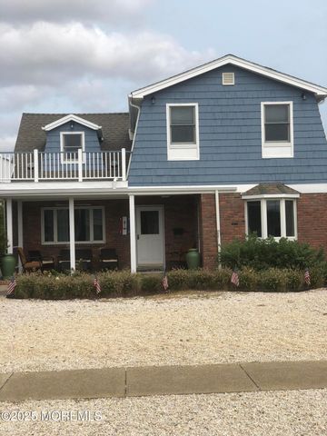 12 York Avenue, Spring Lake, NJ 07762