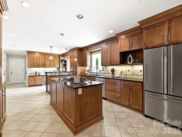 3921 River Ridge Road, Charlotte, NC 28226