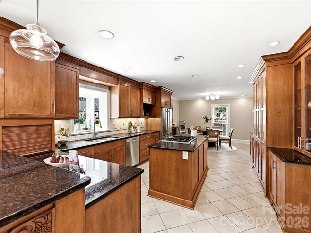 3921 River Ridge Road, Charlotte, NC 28226