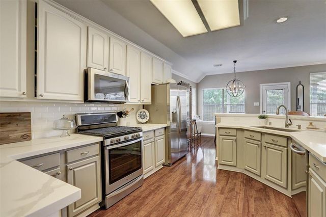 4310 Innsbrook, Sugar Land, TX 77479
