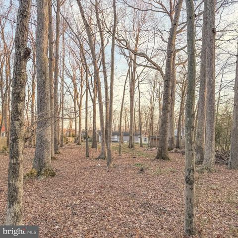 205 BIDDLE RD, Accokeek, MD 20607