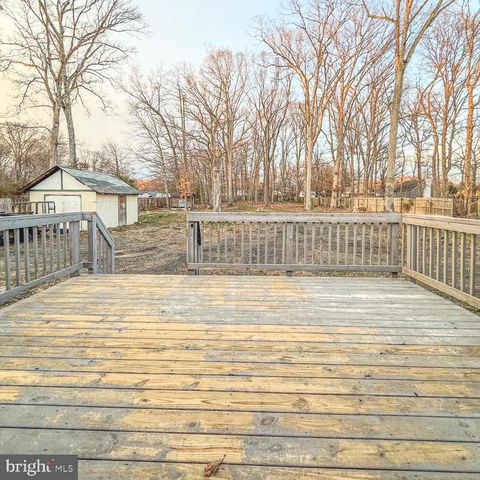 205 BIDDLE RD, Accokeek, MD 20607