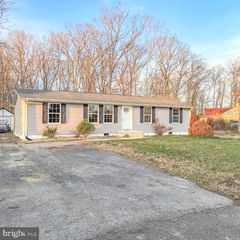 205 BIDDLE RD, Accokeek, MD 20607