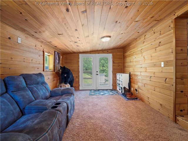 59 Meadow Mist Lane, Sissonville, WV 25312