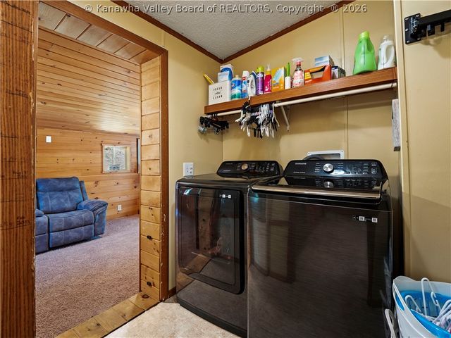 59 Meadow Mist Lane, Sissonville, WV 25312