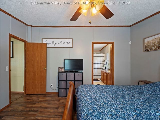 59 Meadow Mist Lane, Sissonville, WV 25312