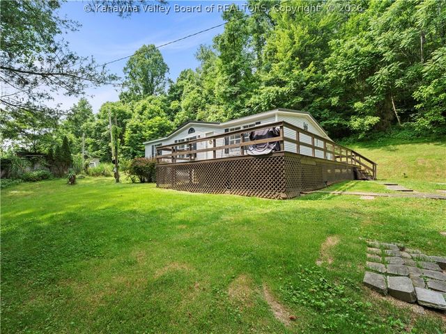 59 Meadow Mist Lane, Sissonville, WV 25312