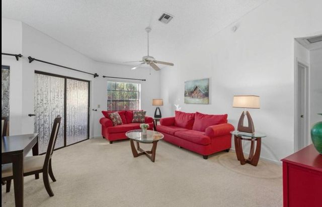 13526 Fountain View Boulevard, Wellington, FL 33414