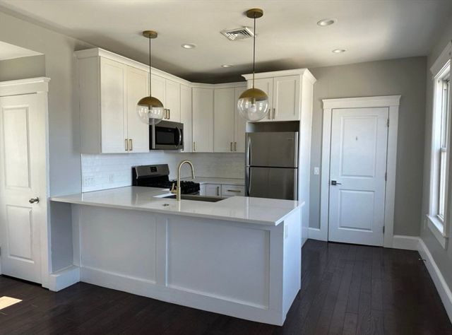 181-183 Chelsea St, Everett, MA 02149