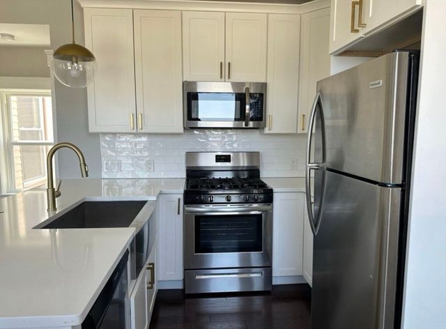 181-183 Chelsea St, Everett, MA 02149