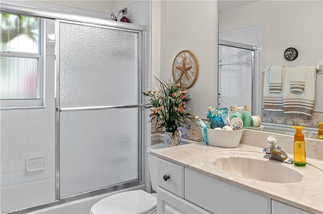 5510 Greenwood CIR 3, Naples, FL 34112