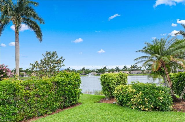 5510 Greenwood CIR 3, Naples, FL 34112