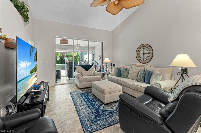 5510 Greenwood CIR 3, Naples, FL 34112
