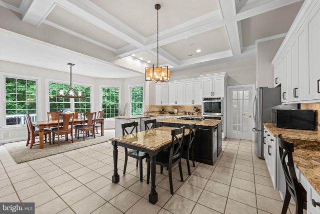 11885 SHAKER MEADOWS CT, Herndon, VA 20170