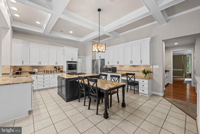 11885 SHAKER MEADOWS CT, Herndon, VA 20170