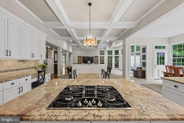 11885 SHAKER MEADOWS CT, Herndon, VA 20170