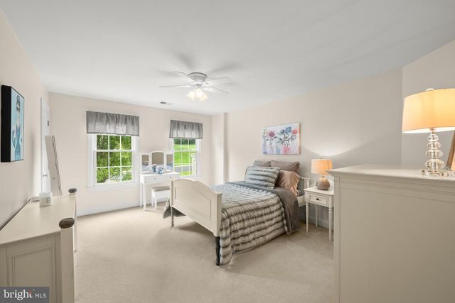 11885 SHAKER MEADOWS CT, Herndon, VA 20170