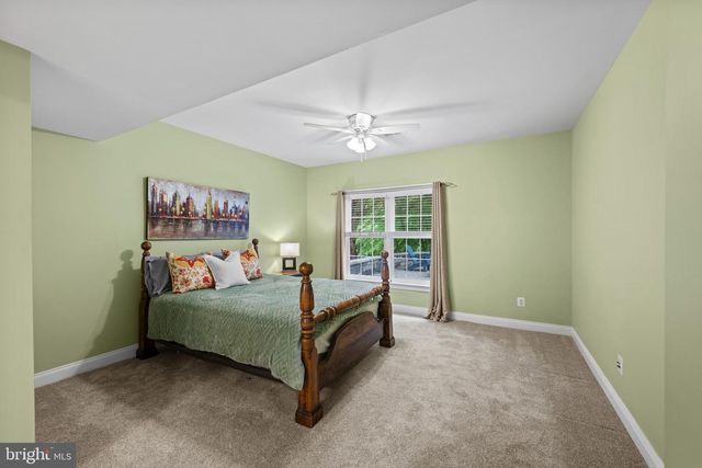 11885 SHAKER MEADOWS CT, Herndon, VA 20170