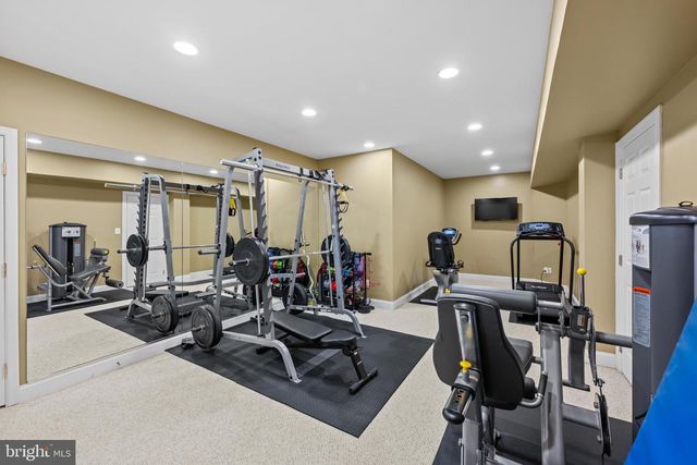 11885 SHAKER MEADOWS CT, Herndon, VA 20170
