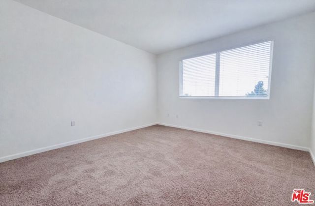 13951 Sherman Way 308, Van Nuys (los Angeles), CA 91405