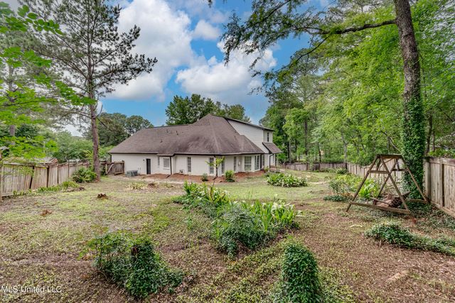 105 Lilac Court, Madison, MS 39110