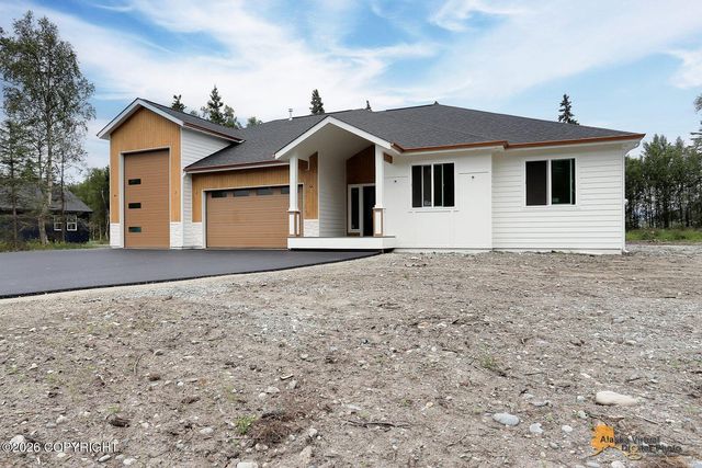 15173 E Alpine Circle, Palmer, AK 99645