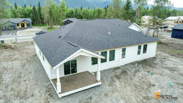 15173 E Alpine Circle, Palmer, AK 99645