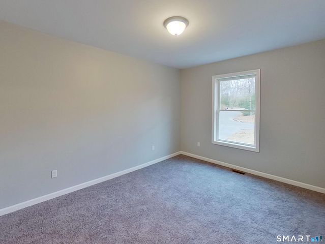 16 South Street, Brooklyn, CT 06324