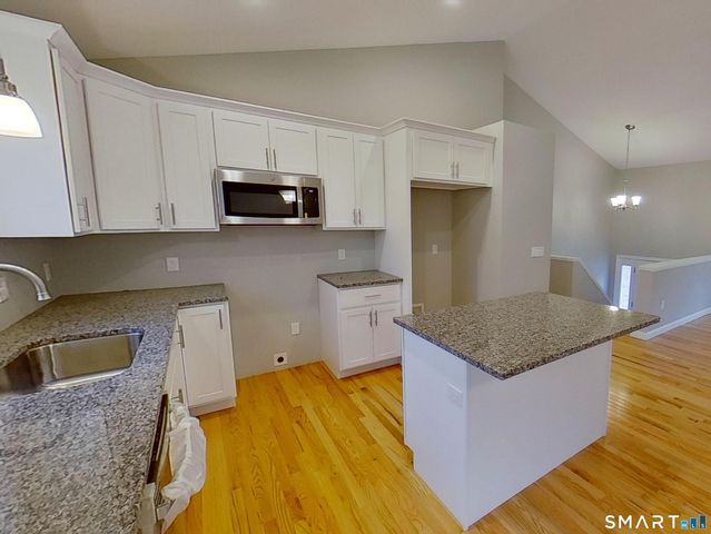 16 South Street, Brooklyn, CT 06324