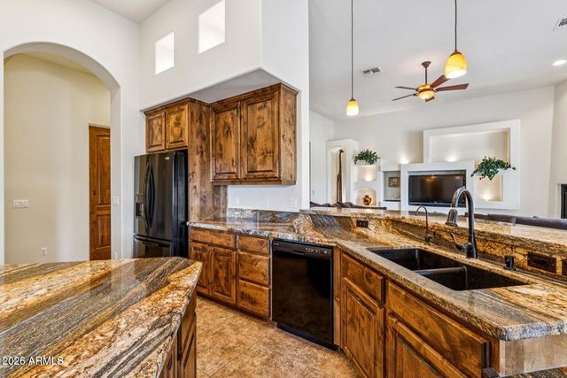 10426 Greenway Street, Mesa, AZ 85207