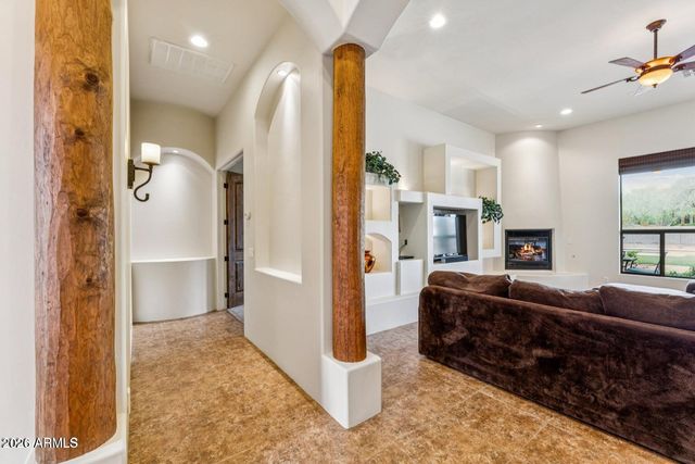 10426 Greenway Street, Mesa, AZ 85207