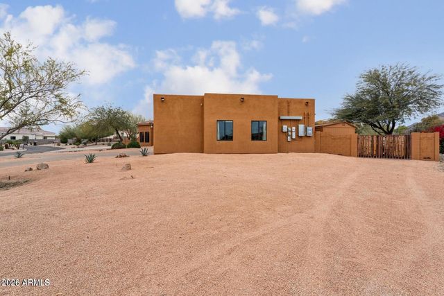 10426 Greenway Street, Mesa, AZ 85207