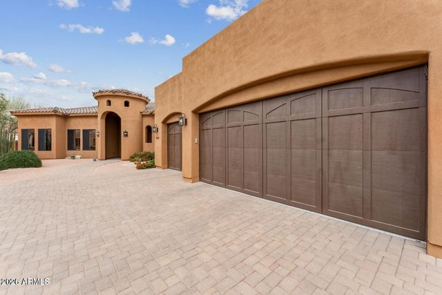 10426 Greenway Street, Mesa, AZ 85207