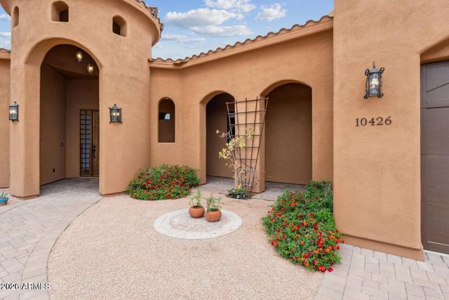 10426 Greenway Street, Mesa, AZ 85207