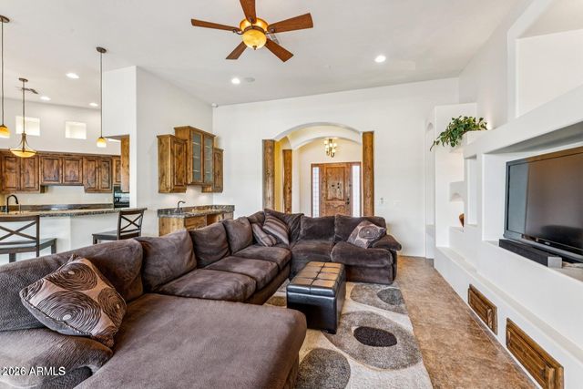 10426 Greenway Street, Mesa, AZ 85207