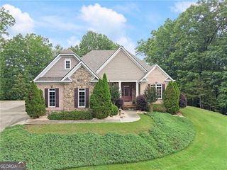 195 Fredericks Cove, Dawsonville, GA 30534