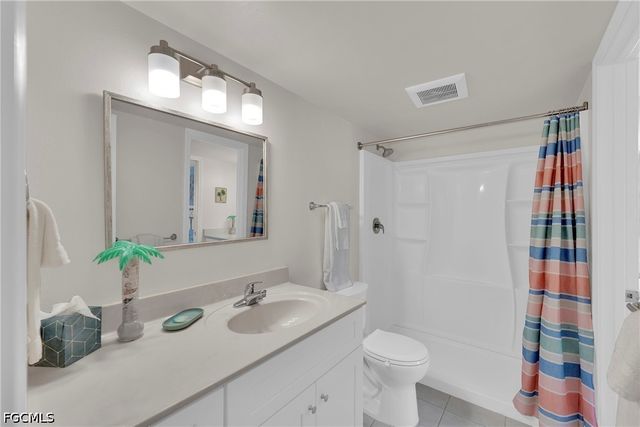 200 Lenell RD 218, Fort Myers Beach, FL 33931