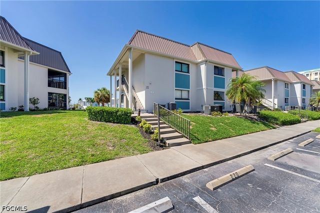 200 Lenell RD 218, Fort Myers Beach, FL 33931