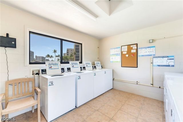 200 Lenell RD 218, Fort Myers Beach, FL 33931