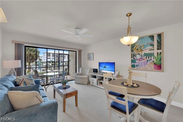 200 Lenell RD 218, Fort Myers Beach, FL 33931