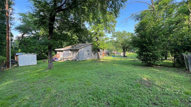 613 Hilltop Drive, Tool, TX 75143