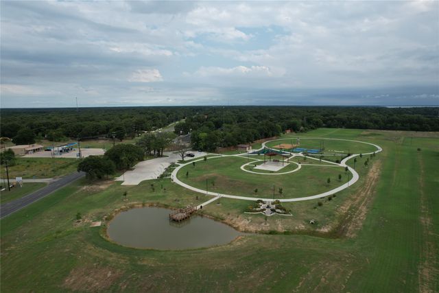 613 Hilltop Drive, Tool, TX 75143