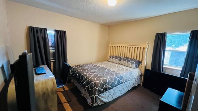 613 Hilltop Drive, Tool, TX 75143