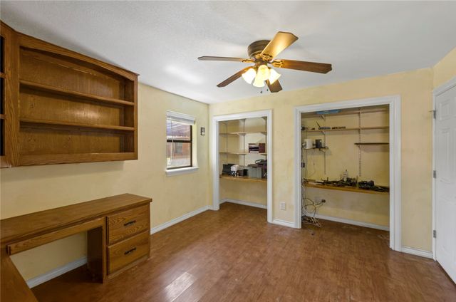 509 NW Mound Street, Burleson, TX 76028
