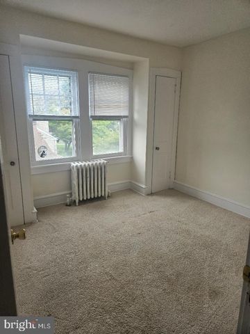 237 ELLIS RD, Willow Grove, PA 19090