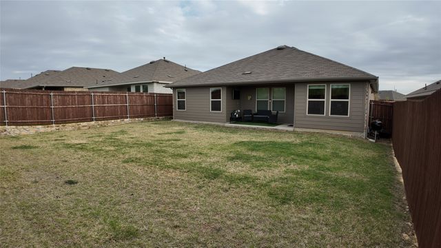 1215 Rustic View Drive, Denton, TX 76207