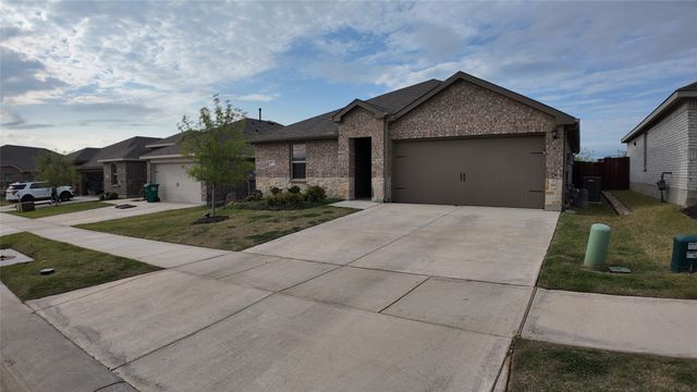 1215 Rustic View Drive, Denton, TX 76207
