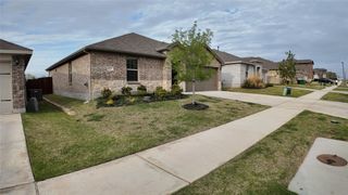 1215 Rustic View Drive, Denton, TX 76207