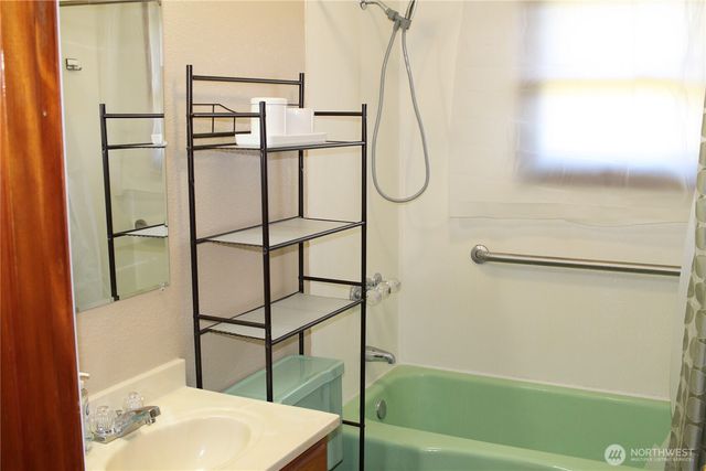 2621 Tokeland Road, Tokeland, WA 98590