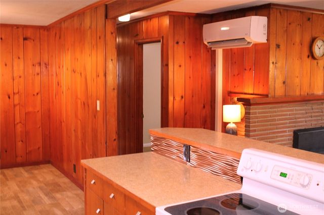 2621 Tokeland Road, Tokeland, WA 98590